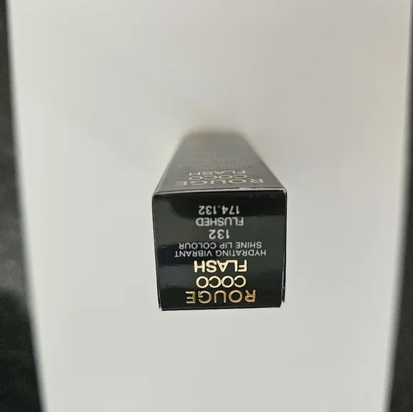 CHANEL ROUGE COCO FLASH #132 Flushed NIB WITH BAG! - Picture 2 of 4